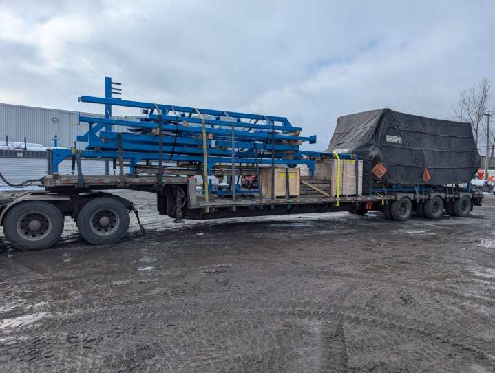 Transport cadres métalliques Saint-Nicolas